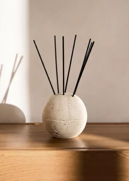 Подставка под благовония Olive Шар из натурального камня, травертин фото №1