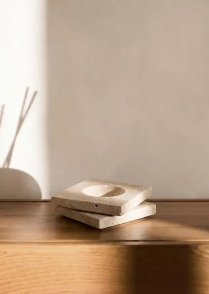 Подставка под благовония Olive Квадрат из натурального камня, травертин фото №1