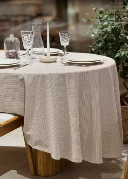 Скатерть Tezza круглая, 180 см, хлопок, бежевая в тонкую полоску