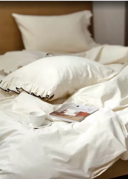 Комплект из 2-х наволочек из вареного хлопка, 50х70, c воланами, молочный с кантом, Lotis фото №2